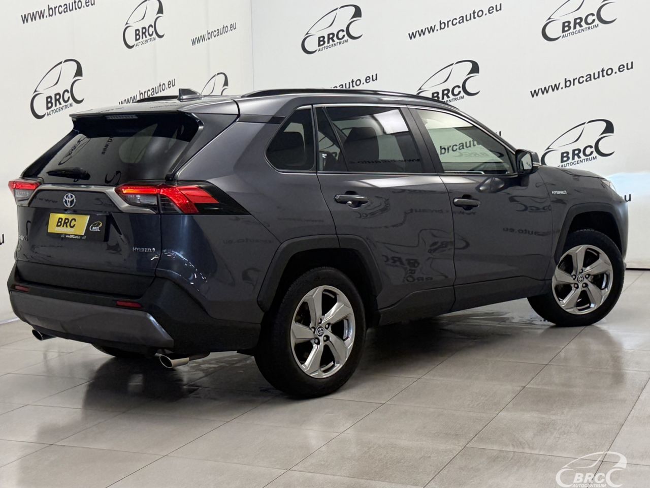 Toyota RAV4 | 1