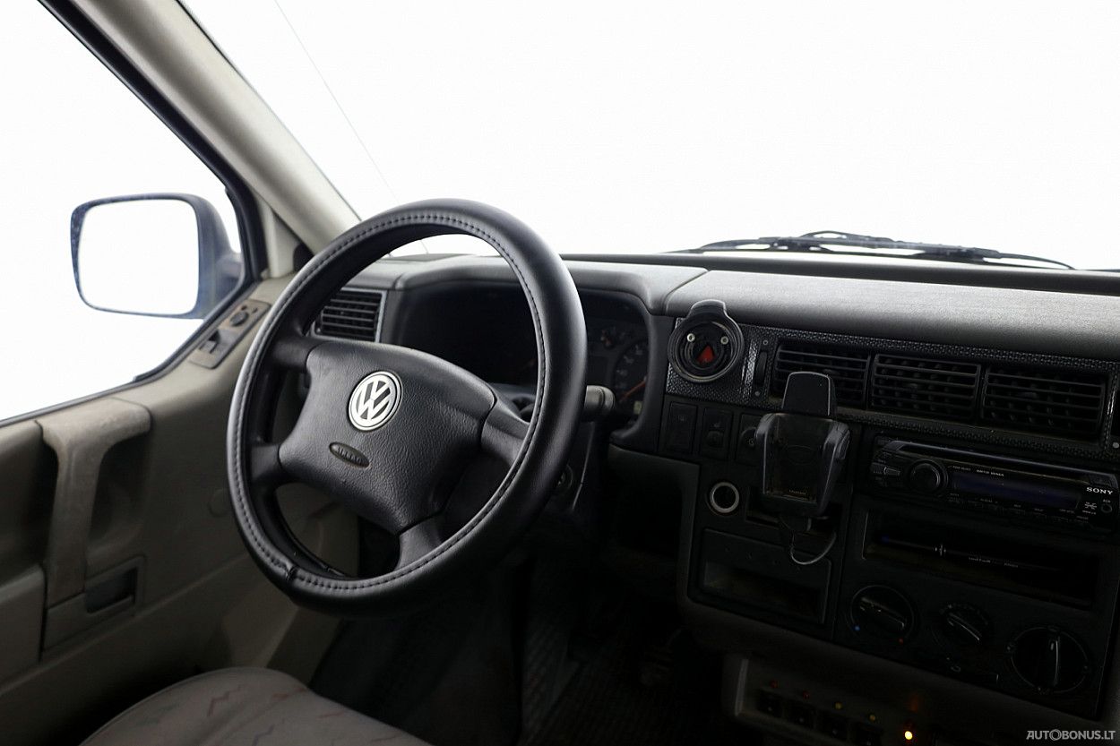 Volkswagen | 4
