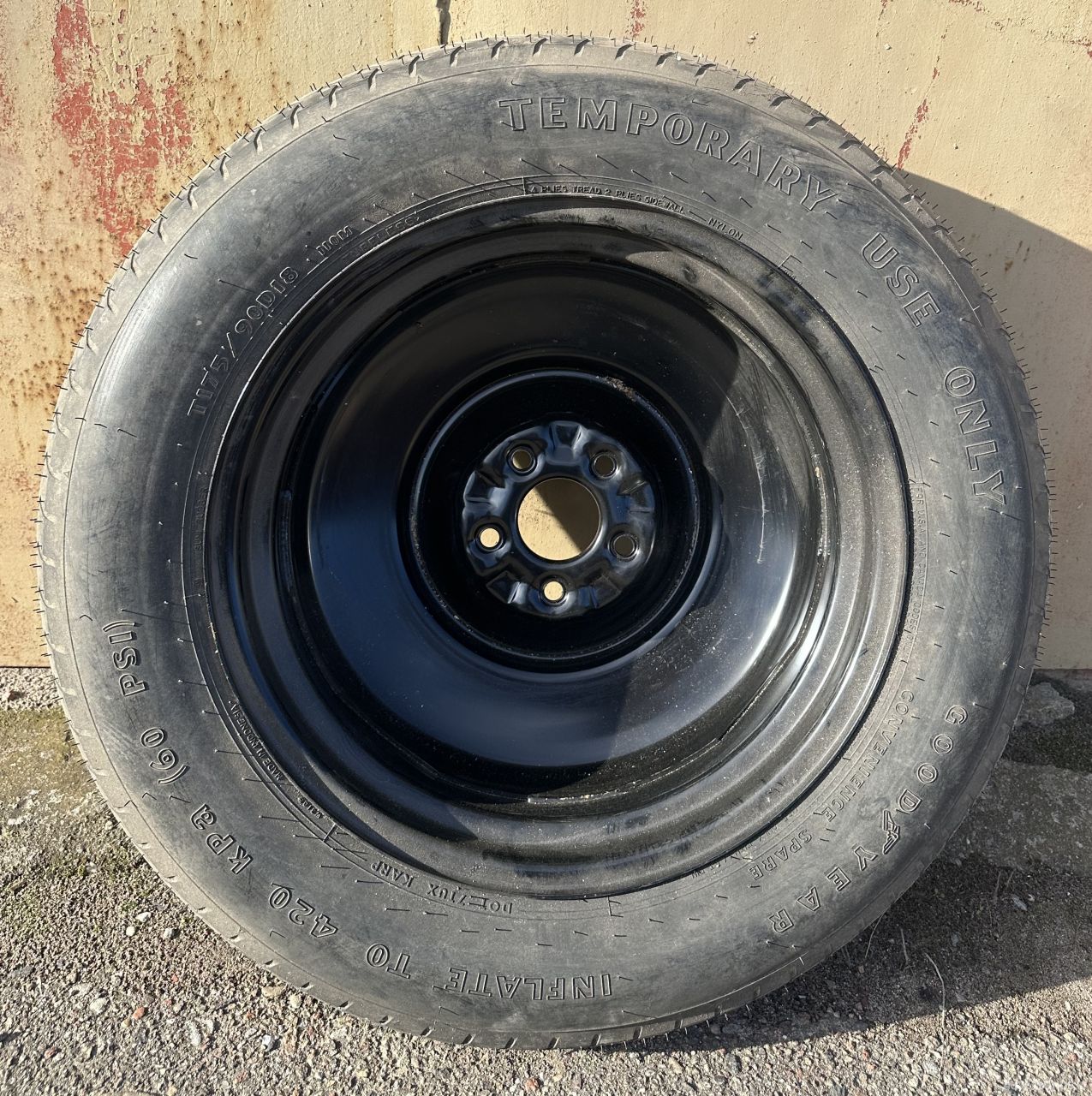  Nissan plieniniai štampuoti ratlankiai | 1