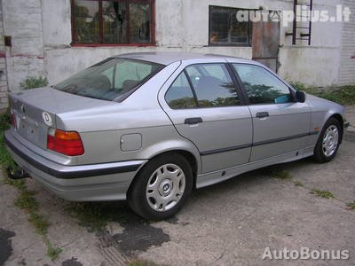 BMW 3 Series, Saloon