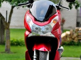 Honda, Mopedas/Motoroleris, 2011-11-28 | 2
