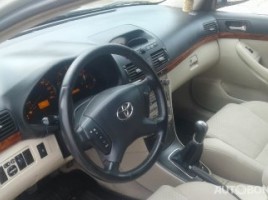 Toyota Avensis, Universalas, 2004-07 | 2