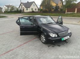 Mercedes-Benz C270 | 2