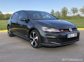 Volkswagen Golf | 2