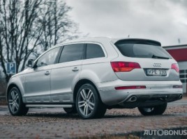 Audi Q7 | 2
