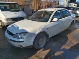 Ford, Saloon | 2