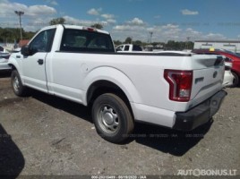 Ford F-150 pick-up