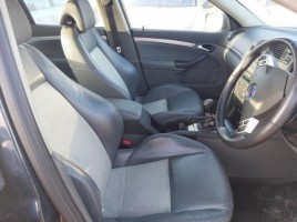Saab, Sedanas | 4