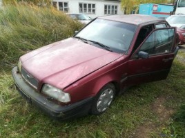 Volvo, Hatchback | 3