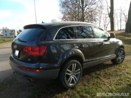 Audi Q7 | 3