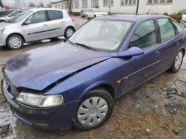 Opel, Hatchback | 3