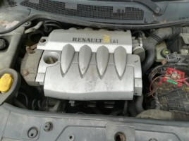 Renault 4, Хэтчбек | 1