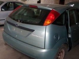 Ford, Hatchback | 4