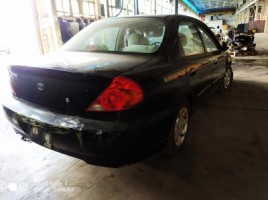 Kia Spectra, Sedanas | 4