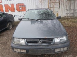 Volkswagen Passat, Saloon | 2