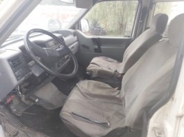 Volkswagen, Commercial | 3