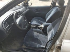 Ford, Saloon | 4
