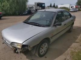 Ford, Saloon | 3