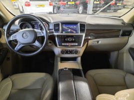Mercedes-Benz ML350 | 2