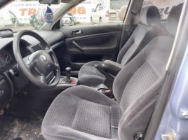 Volkswagen, Saloon | 4