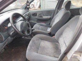 Renault 4, Saloon | 4
