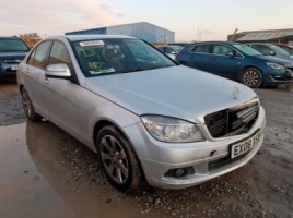 Mercedes-Benz, Saloon | 1