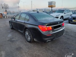 BMW 750, 4.4 l., sedanas | 3