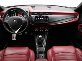 Alfa Romeo Giulietta | 1