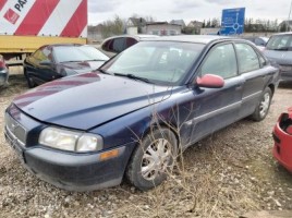 Volvo, Sedanas | 3