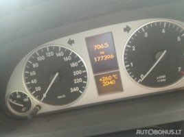 Mercedes-Benz B200 | 4