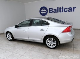 Volvo S60, 2.4 l., sedanas | 3