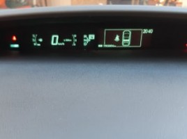 Toyota Prius, 1.8 l., Седан | 3