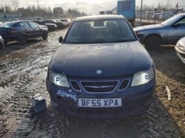Saab седан