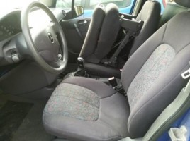 Mercedes-Benz, Hatchback | 3