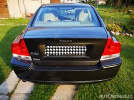 Volvo S60, 2.4 l., saloon | 3