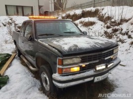 Chevrolet Silverado | 3