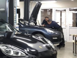  Specializuotas Airmatic sistemos autoservisas. | 1