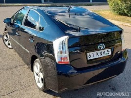 Toyota Prius | 4