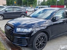 Audi Q7 cross-country