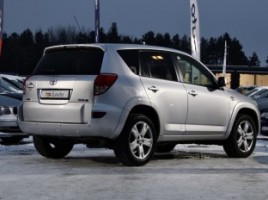 Toyota RAV4 | 3