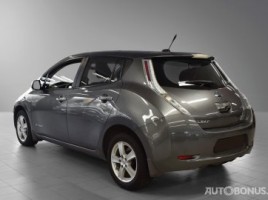 Nissan Leaf, hatchback | 2