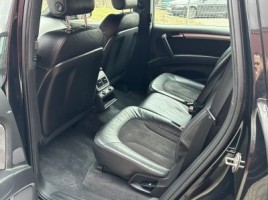 Audi Q7 | 4