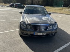 Mercedes-Benz E200, 2.1 l., sedanas | 3