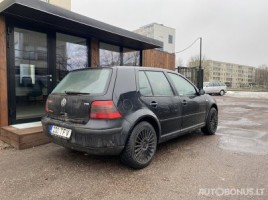 Volkswagen Golf, 1.9 l., hatchback | 3