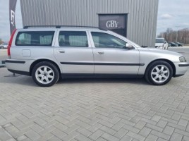 Volvo V70, 2.4 l., universalas | 3