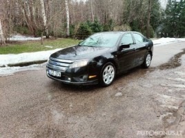 Ford Fusion седан