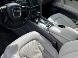 Audi Q7 | 3