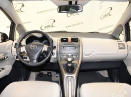 Toyota Auris, 2.0 l., hatchback | 2