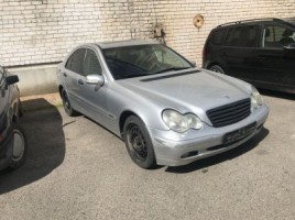 Mercedes-Benz, Sedanas | 3