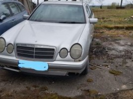 Mercedes-Benz 110